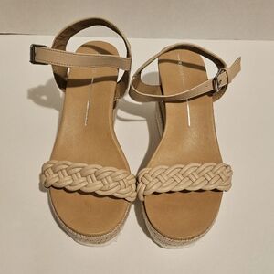Report Tan Espadrilles with Braided Straps